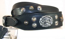 Lead is shown along with the collar. The lead includes three matching ornaments at the handle and three at the snap.